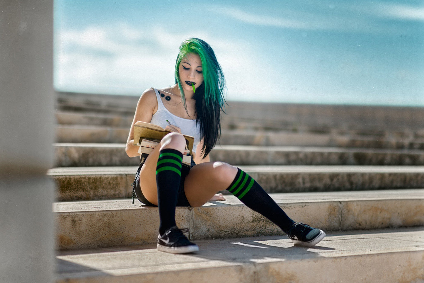 calcetines cosplay altos rayas comprar blancos