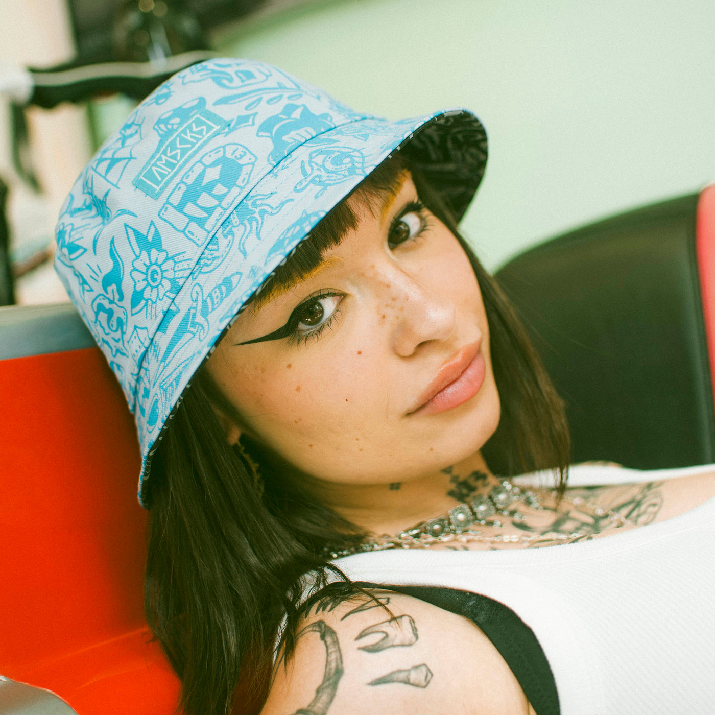 Freaked - リバーシブルバケットハット